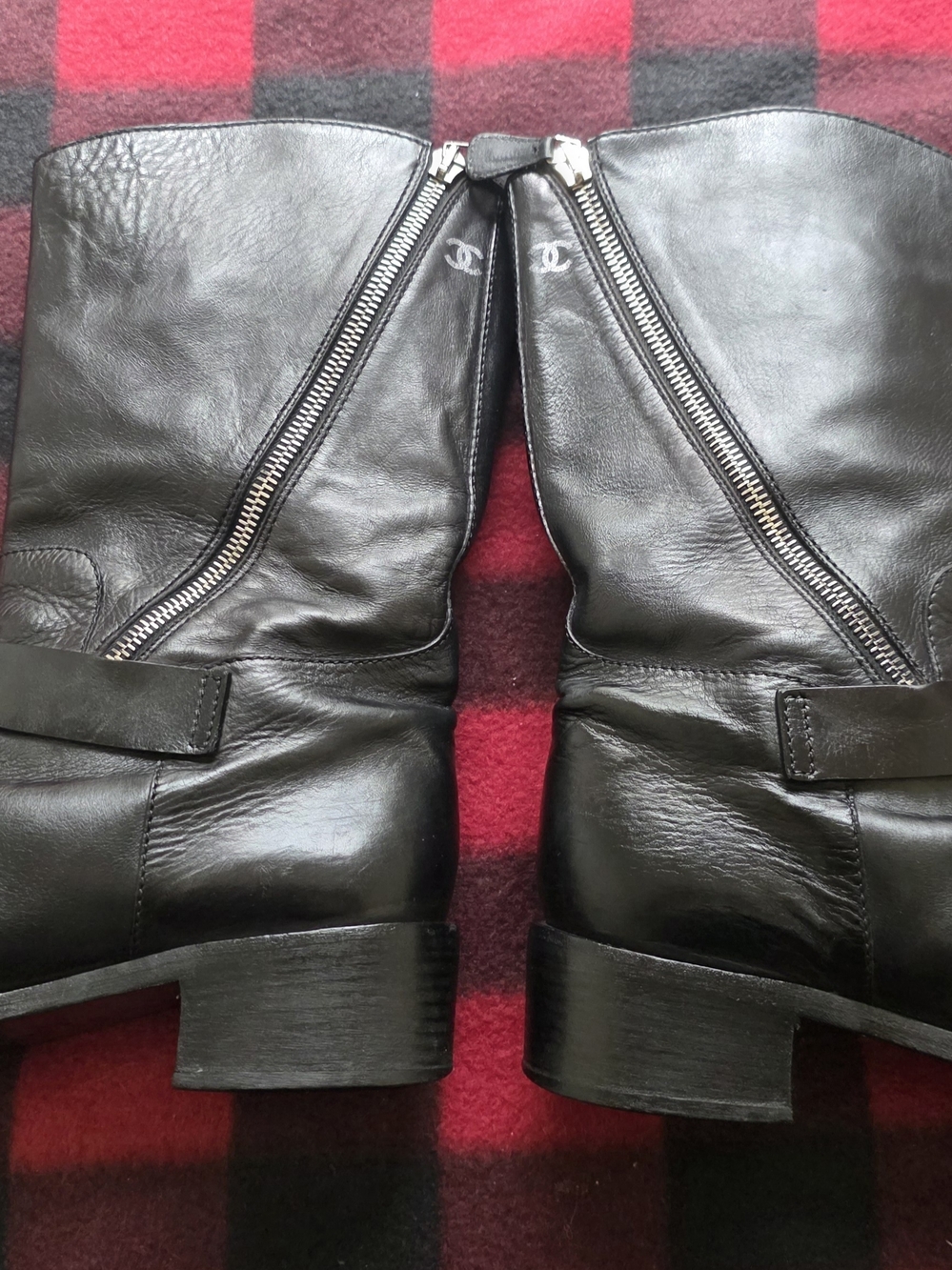 Authentic Chanel Black Leather Logo Buckle Biker Moto Boots EU 40 US 9 - 9.5 - Picture 3 of 14